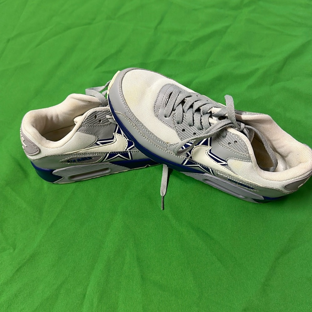 Dallas Cowboys Nike Air Max Size 7